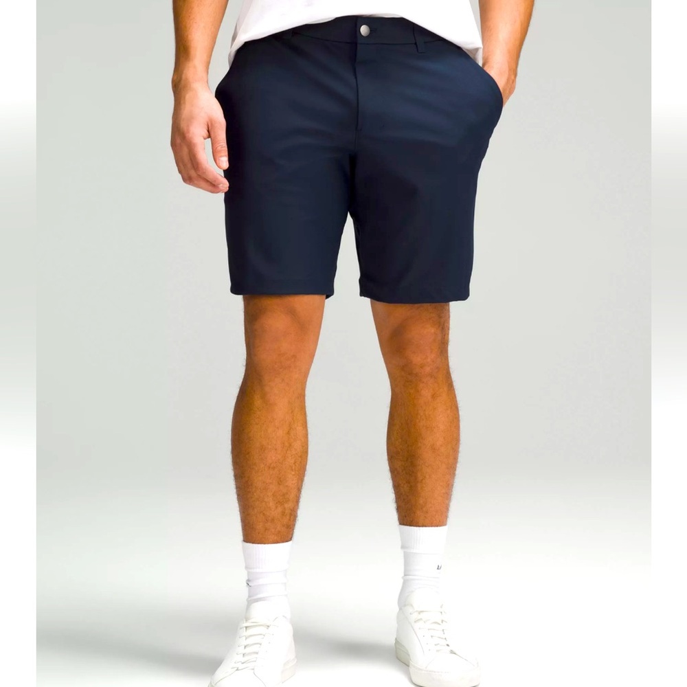 Lululemon Men’s Commission Classic Fit 9” Shorts